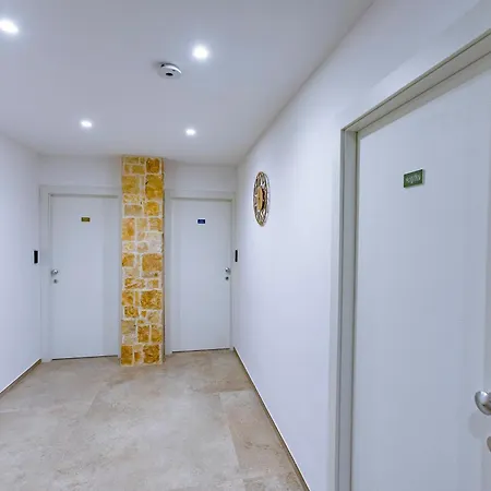 Urban Oasis Guest house Bari