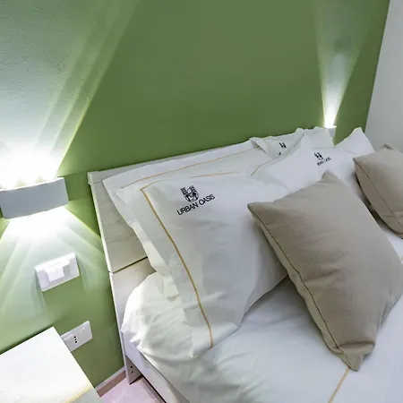 Urban Oasis Guest house 3*